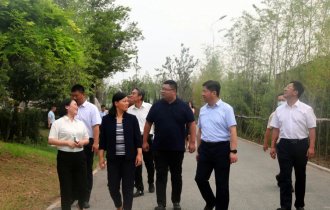 東營市委常委、統(tǒng)戰(zhàn)部長郭艷一行蒞臨陽光園林考察調(diào)研